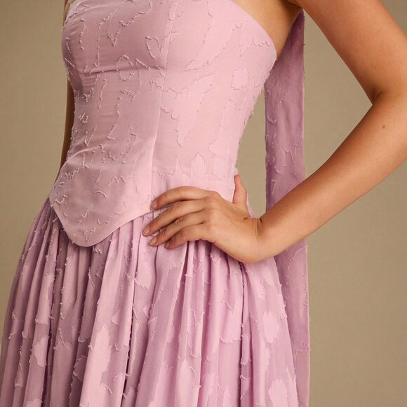 Purple Elegant Women's Princess Dress - Picture 6 of 7
